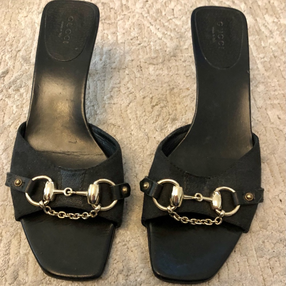 GUCCI Black Logo Kitten Heel 2.5 inch